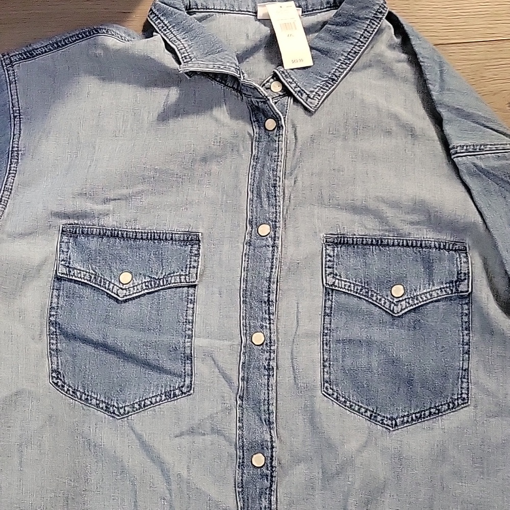 New Gap Women's Blue Denim Shirt - Picture 5 of 6